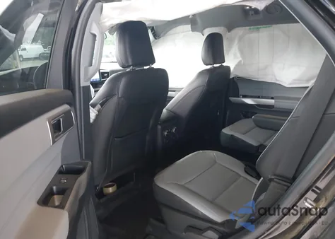 2021 Ford Explorer Xlt z USA, uszkodzony, nr VIN 1FMSK7DH1MGC07212